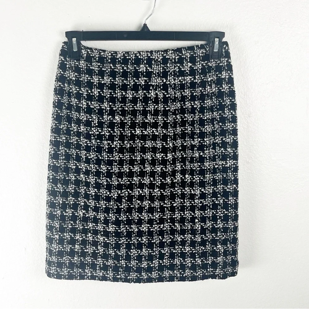 TALBOTS Black Checkered Wool Blend Tweed Lined Skirt 8 Career Office Corpcore